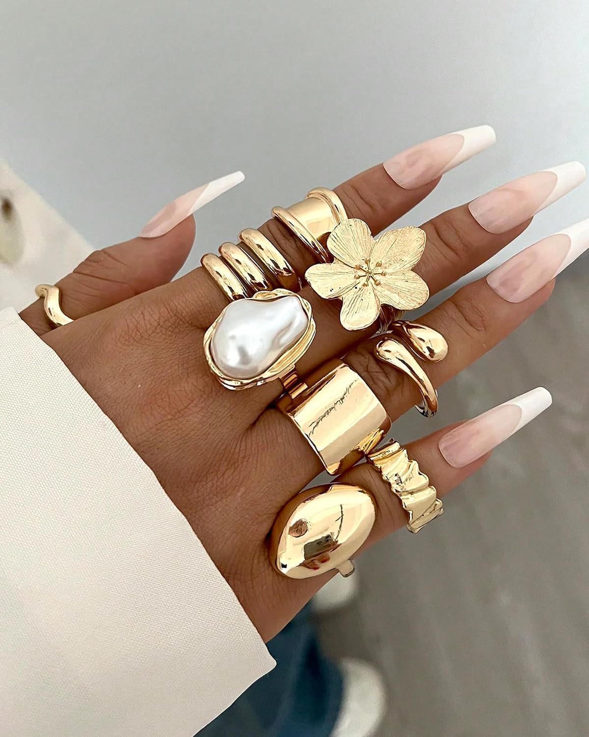 20 Pcs Gold Ring Set for Women, Chunky Statement Flower Finger Midi Rings, Big Boho Stacking Rings Pack Trendy Stuff Jewelry Gift