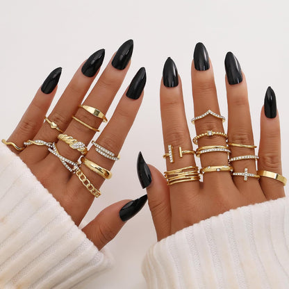 20Pcs Stackable Rings for Women, Gold Black Silver Knuckle Ring Set, Dainty Chunky Statement Rings for Daily Wear Party Wedding Travel